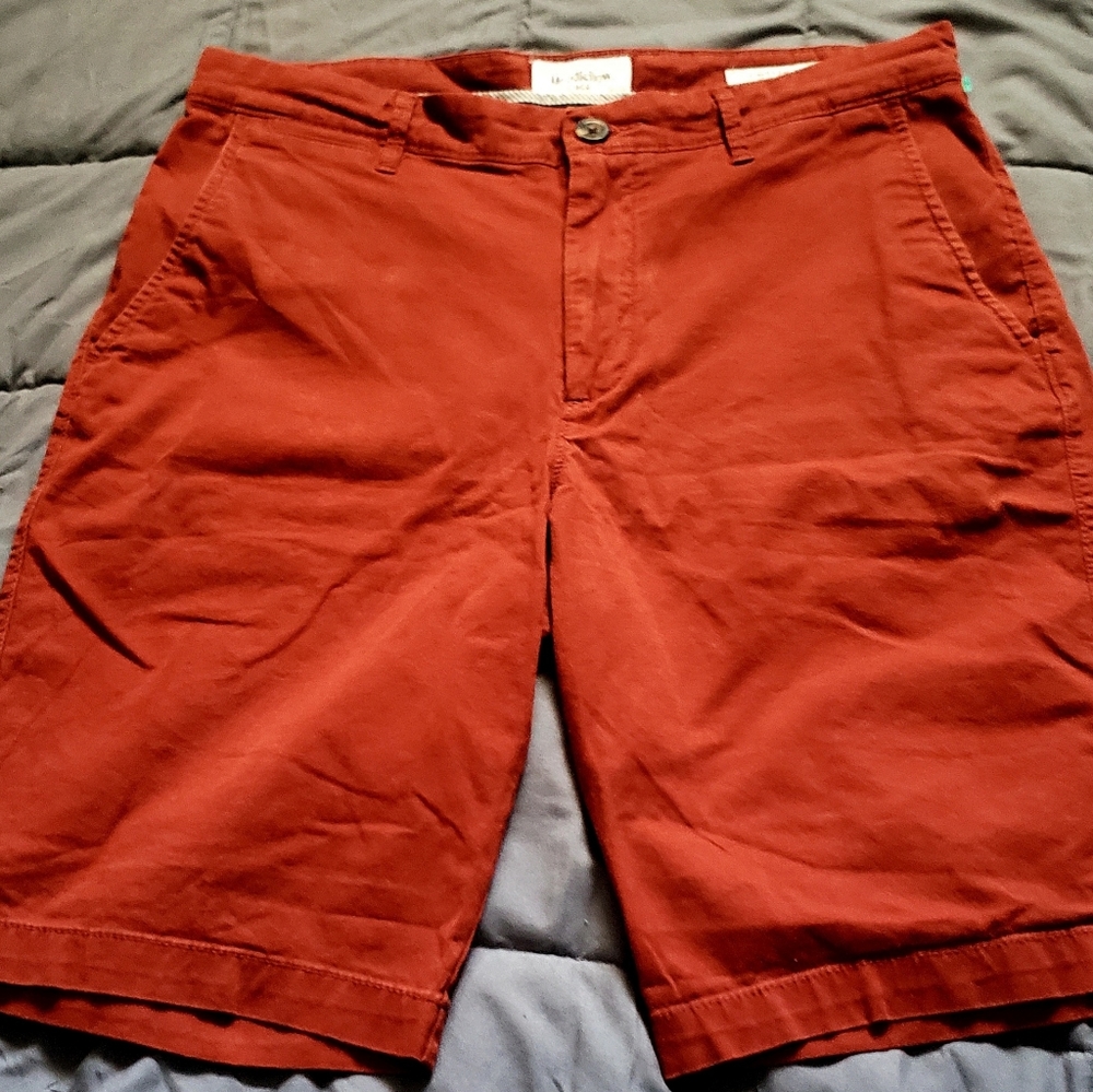 NWOT- Men shorts -Lindenshort